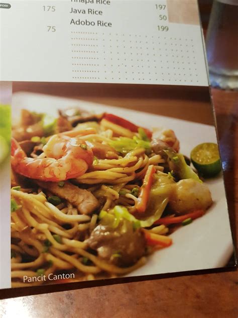 Max's Restaurant, Manila, 998 Roxas Blvd .